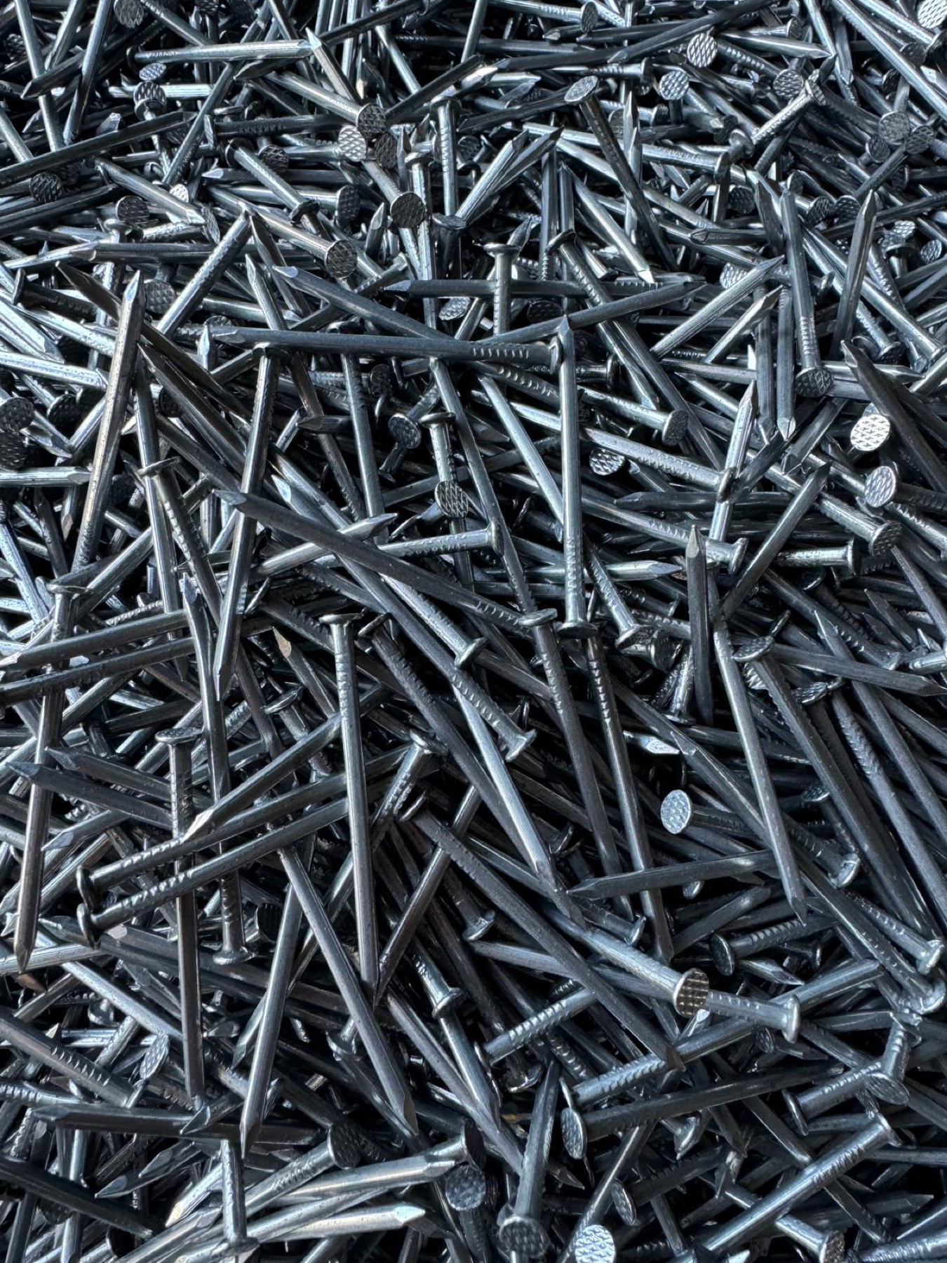 Pregos de construção Avelã em detalhe